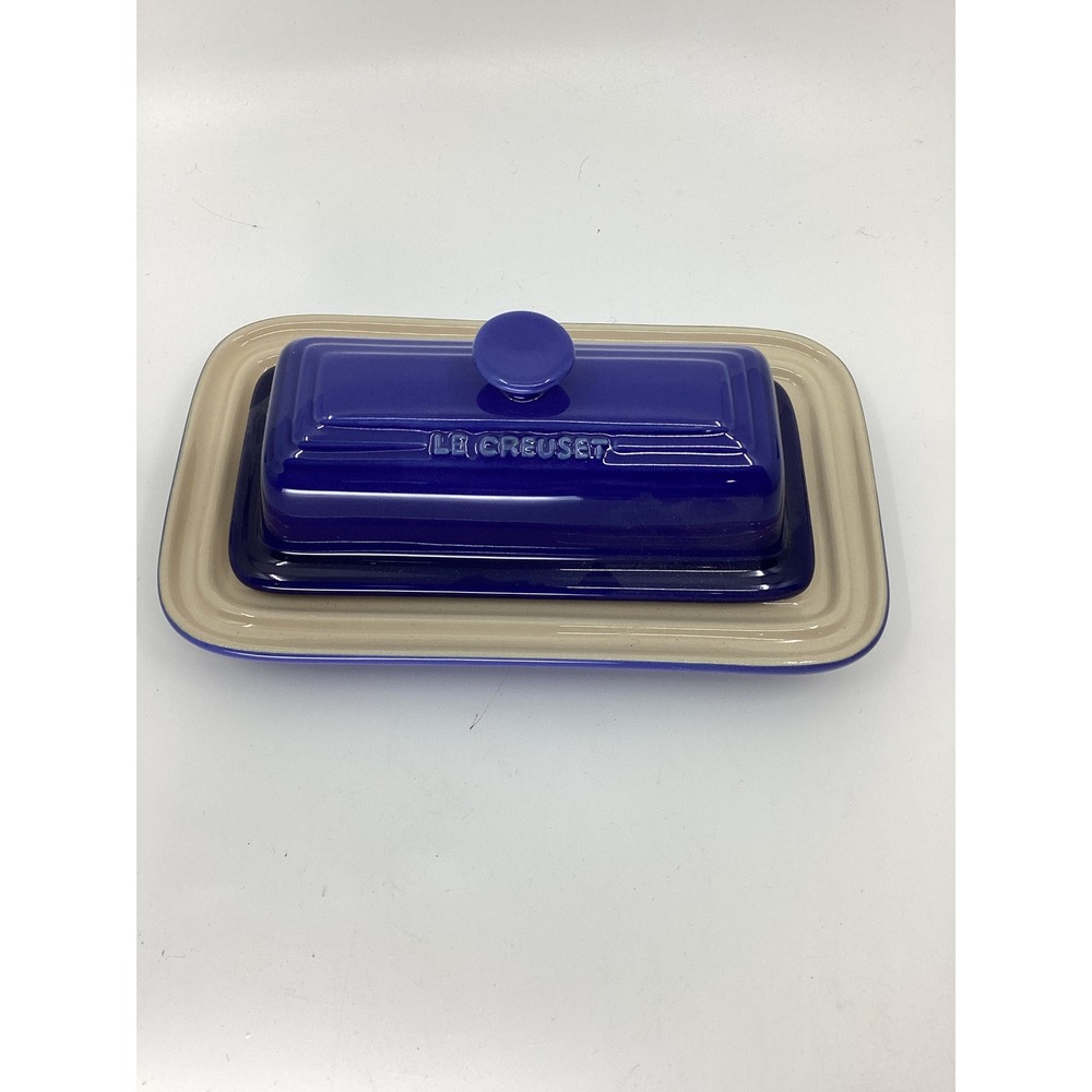 Le Creuset Cobalt Blue Stoneware Butter Dish with Lid 19-24 Heritage Blue Sand